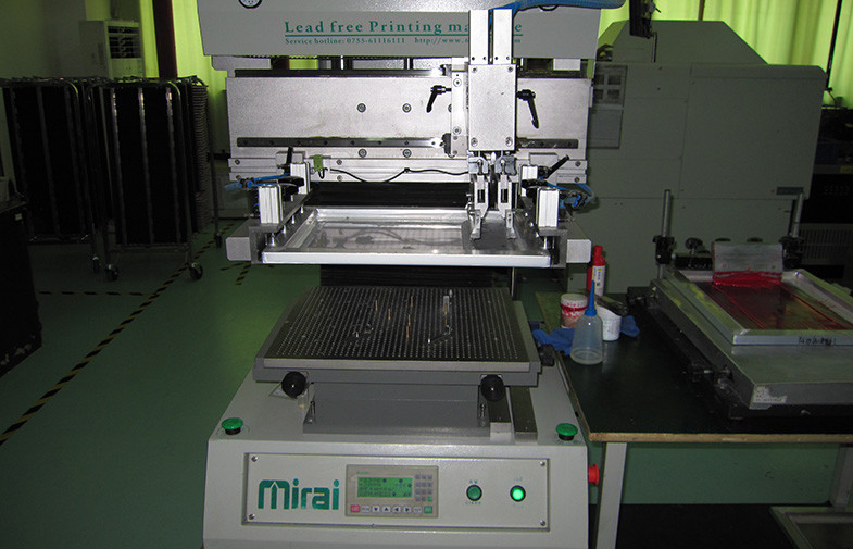 SHENZHEN YUCHIP LIGHTING CO., LTD línea de producción del fabricante