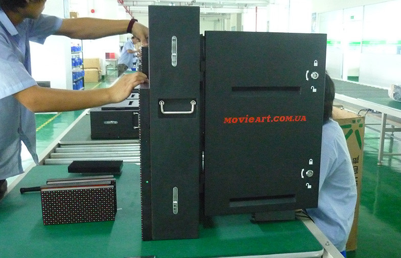 SHENZHEN YUCHIP LIGHTING CO., LTD línea de producción del fabricante