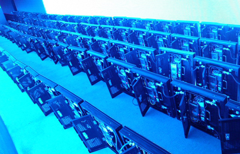 SHENZHEN YUCHIP LIGHTING CO., LTD línea de producción del fabricante
