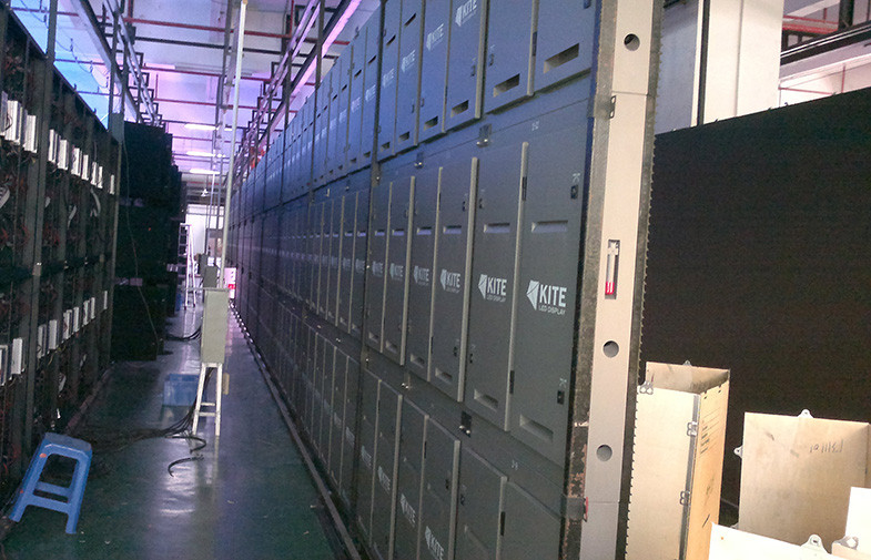 SHENZHEN YUCHIP LIGHTING CO., LTD línea de producción del fabricante